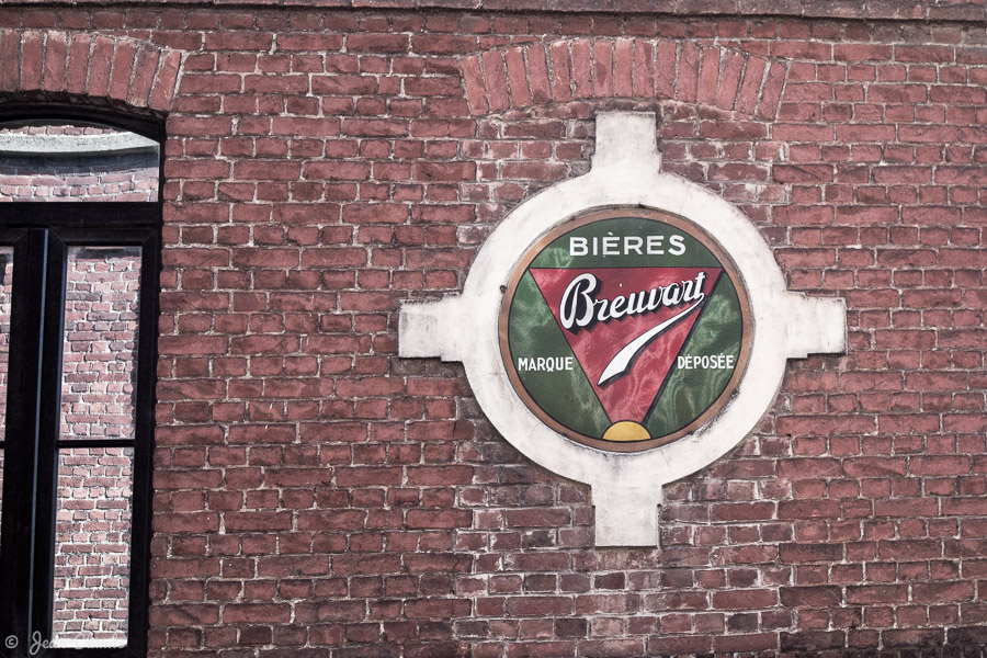 Les bières Breuvart. - Enseigne à La Madeleine 59110