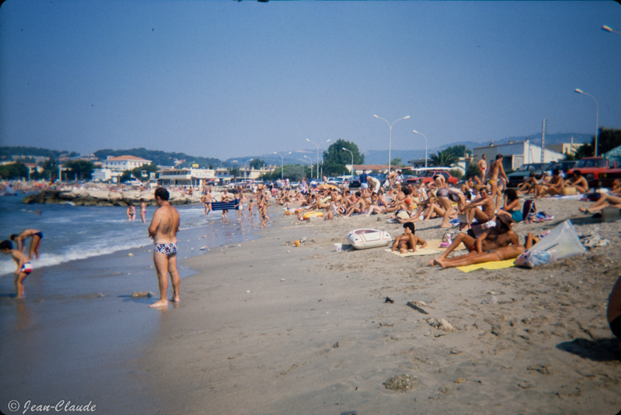 Plage de Sanary. - Werlisa club color 1983