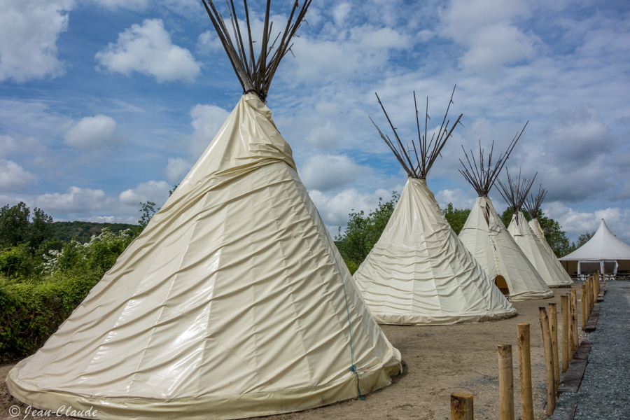 Tipi Camping au Parc Canadien Rêve de bisons, 2016