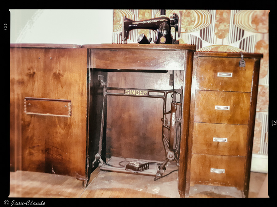 Meuble Singer 121 ouvert
