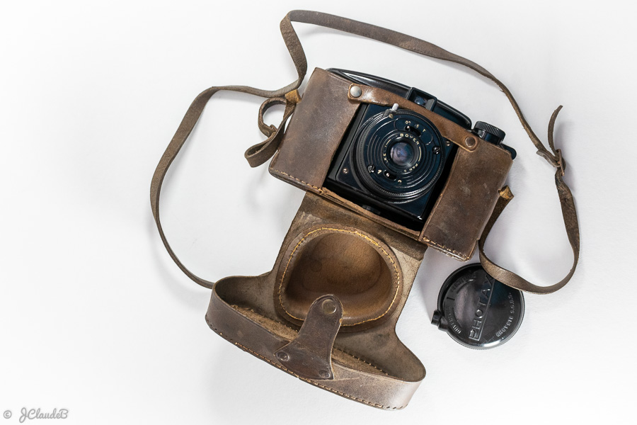 Le Photax avec sa sacoche de protection en cuir