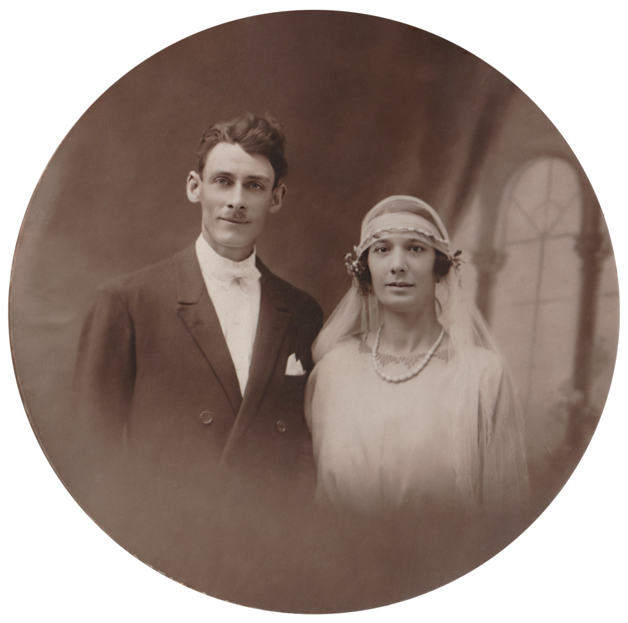 Restauration d'un vieux tirage papier anonyme - Date inconnue