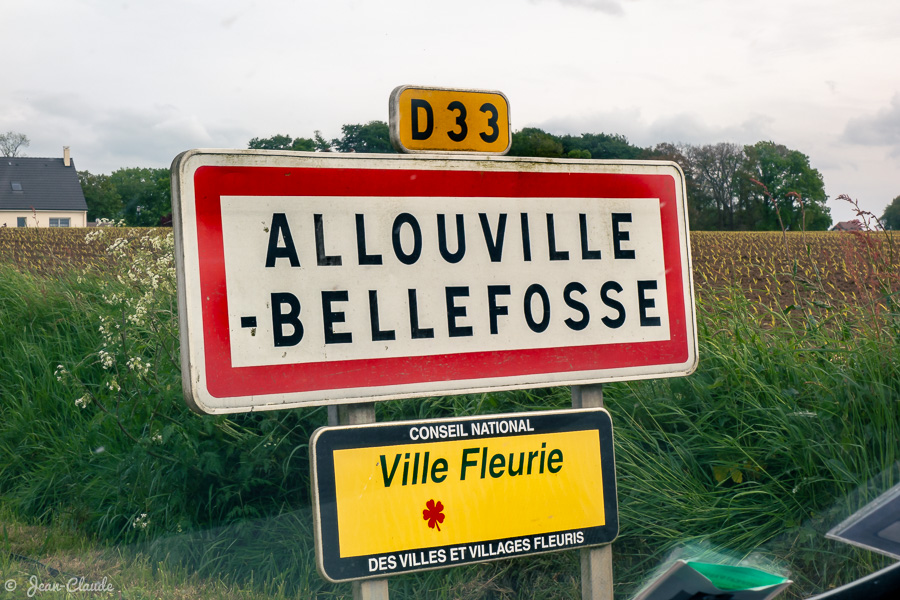 Panneau routier Allouville-Bellefosse, 2016