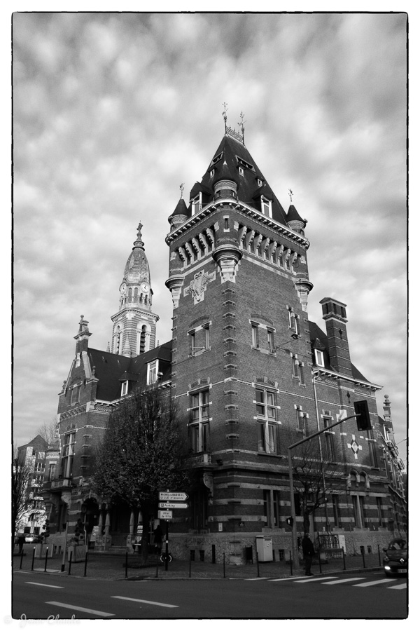 Hôtel de Ville et Eglise Sainte-Marie Madeleine