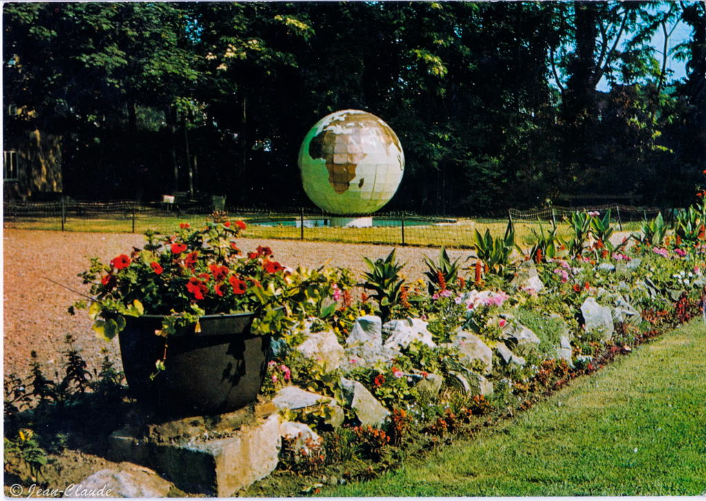 N1801 - LA MADELEINE (Nord) 59 Le Parc de Lattre de Tassigny - Edition de l'Europe - Pierron, Sarreguemines