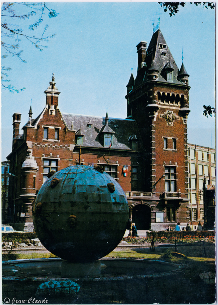 N159 - LA MADELEINE (Nord) L'Hotel de Ville. Edition de l'Europe - Pierron, 57 Sarreguemines